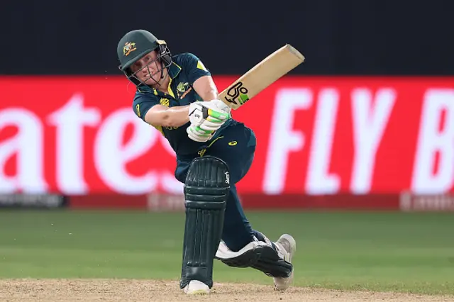 Alyssa Healy of Australia bats