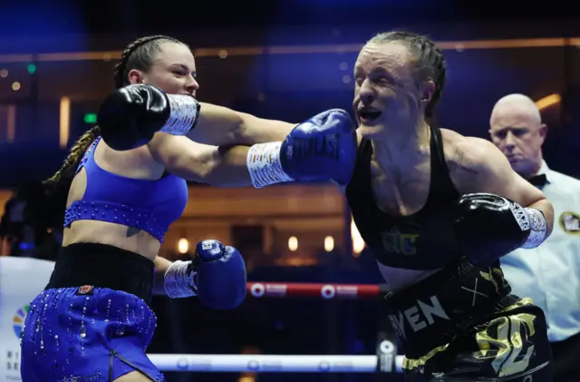 Skye Nicolson lands a punch on Raven Chapman