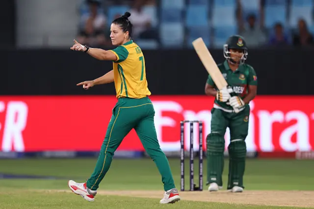 Marizanne Kapp of South Africa celebrates