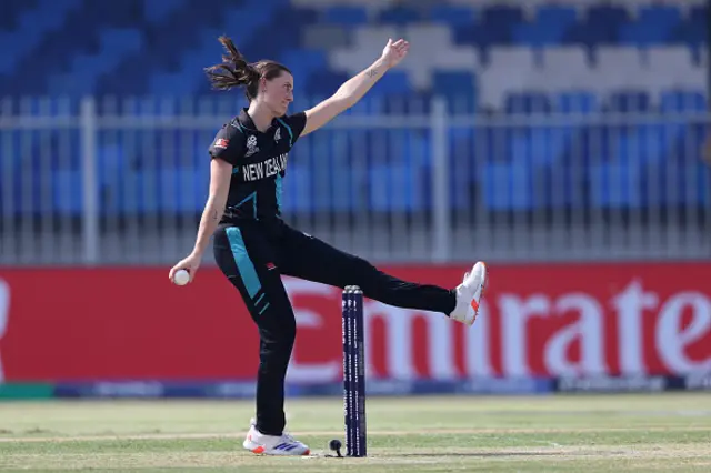 Rosemary Mair of New Zealand bowls