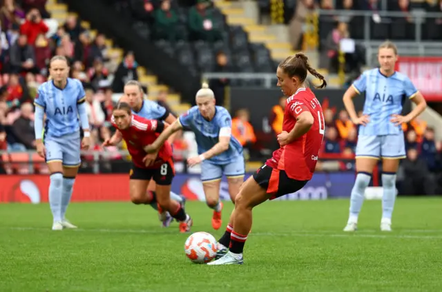 Maya Le Tissier scores