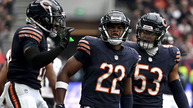 Chicago Bears celebrate a defensive stop