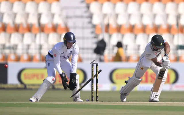 Jack Leach bowls Abdullah Shafique