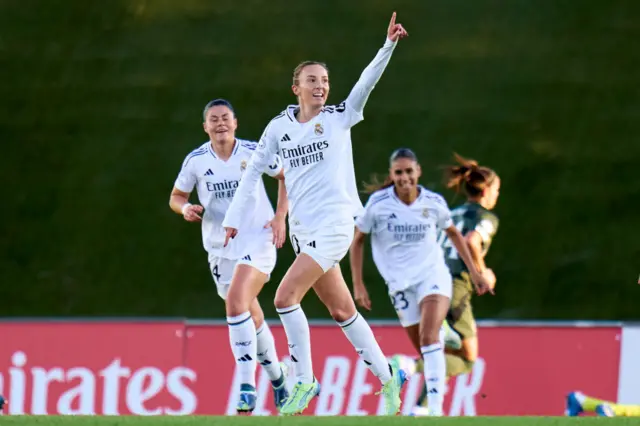 Caroline Weir scores for Real Madrid