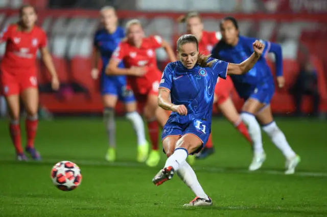 Guro Reiten scores penalty