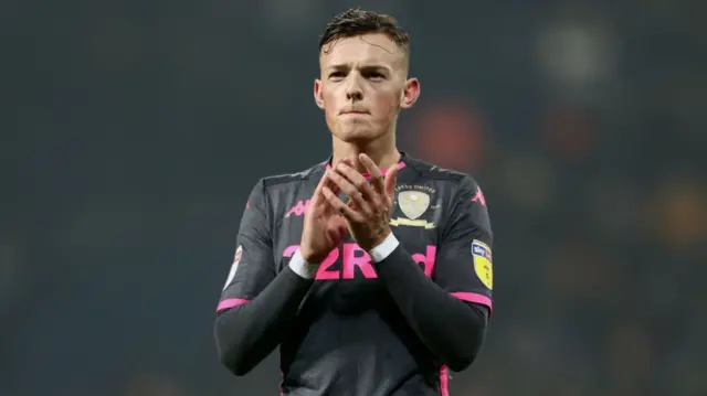 Ben White applauds whilst playing for Leeds United