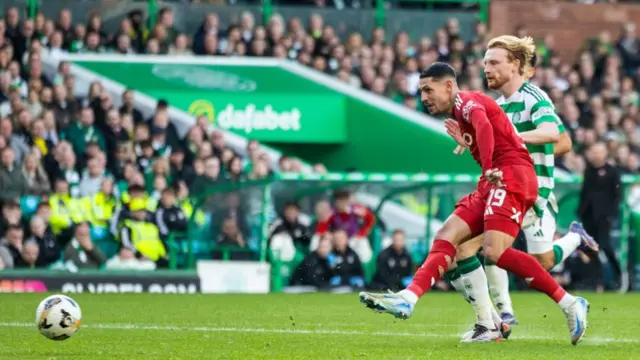 GLASGOW, SCOTLAND - OCTOBER 19: Aberdeen's Ester Sokler pulls a goal back to make it 2-1 during a William Hill Premiership match between Celtic and Aberdeen at Celtic Park, on October 19, 2024, in Glasgow, Scotland. (Photo by Ross MacDonald / SNS Group)