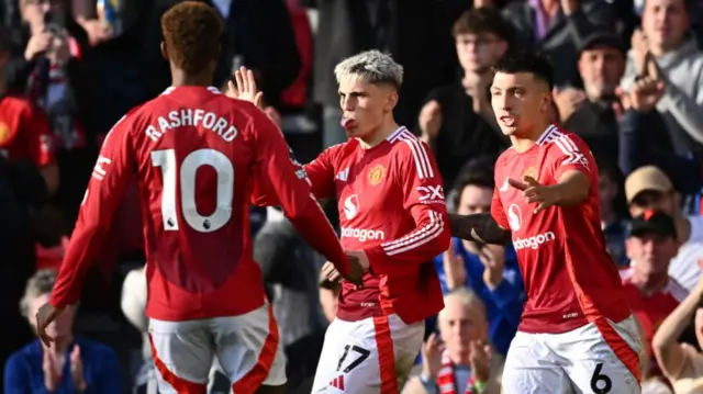 Alejandro Garnacho of Manchester United celebrates scoring