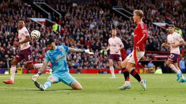 Manchester United's Rasmus Hojlund scores their second goal