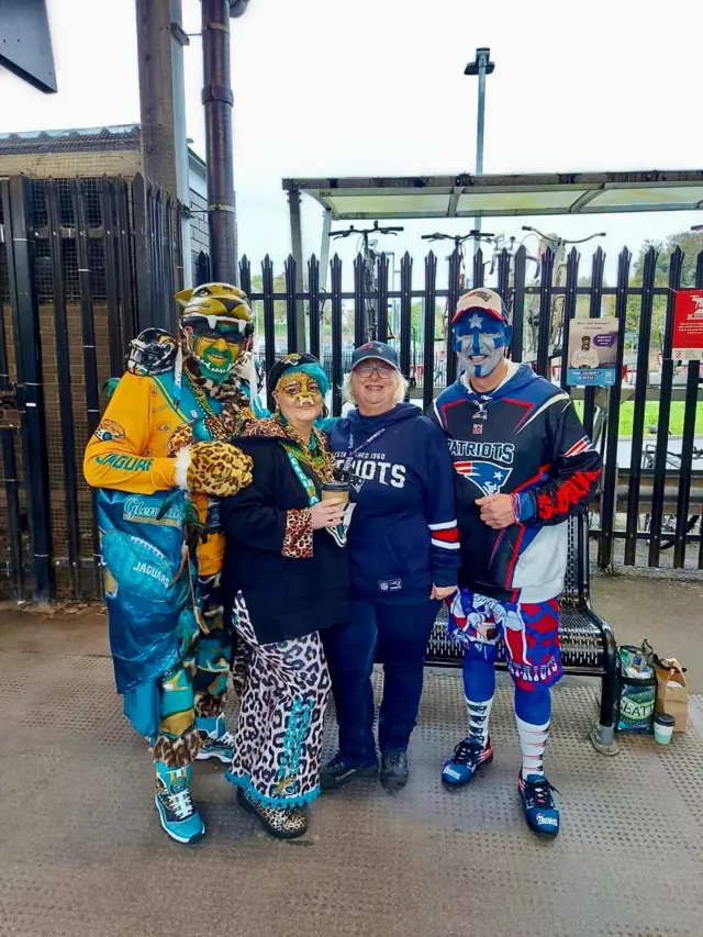 Jacksonville Jaguars and New England Patriots fans