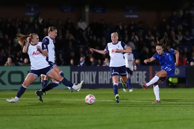 Chelsea's Guro Reiten (right) attempts a shot on goal