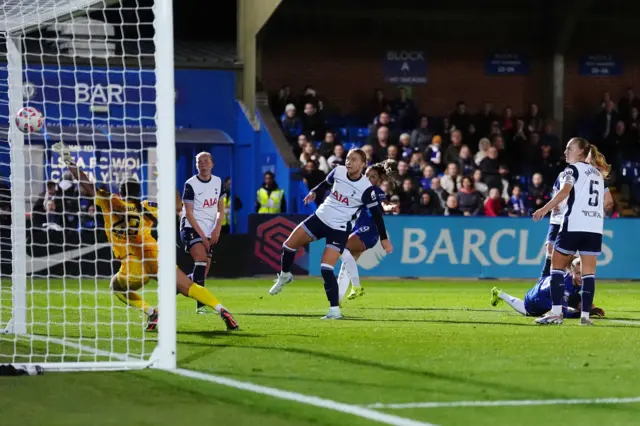 Chelsea's Johanna Rytting Kaneryd (right) scores