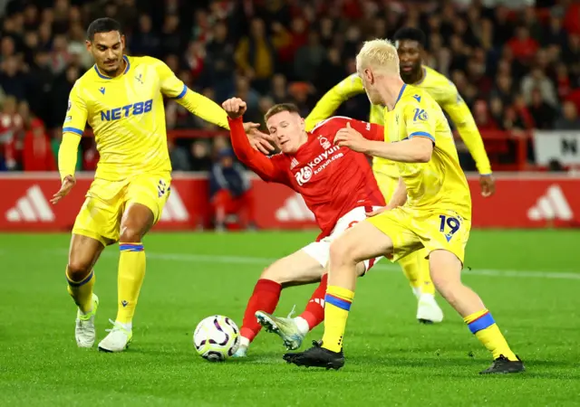 Anderson dribbles through several players