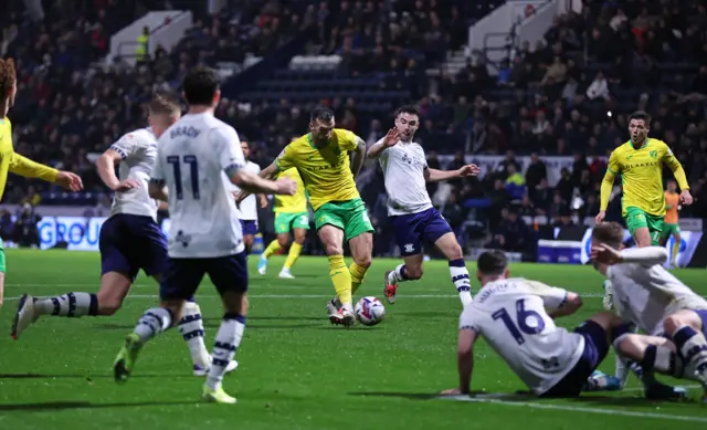 Shane Duffy scores for Norwich