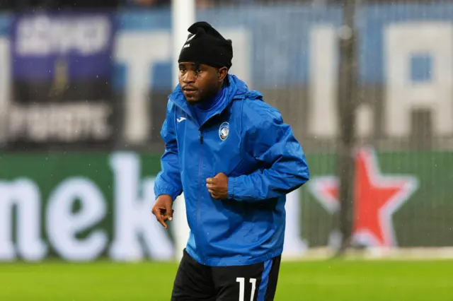 Atalanta's Ademola Lookman warming up pre-match