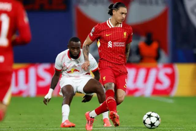 Lutsharel Geertruida of RB Leipzig and Darwin Nunez of Liverpool in action