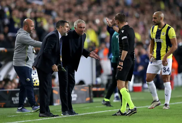 ose Mourinho, Head Coach of Fenerbahce SK, reacts towards Referee Clement Turpin