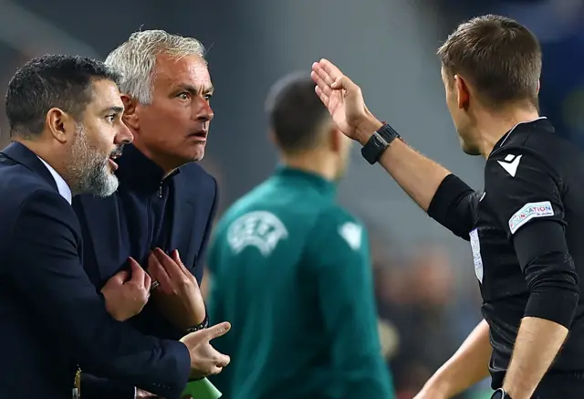 Referee Clement Turpin sends Fenerbahce head coach Jose Mourinho