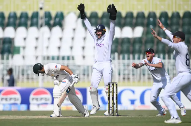 England appeal for lbw