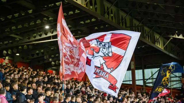 ABERDEEN, SCOTLAND - OCTOBER 26: Aberdeen fans during a William Hill Premiership match between Aberdeen and Dundee United at Pittodrie Stadium, on October 26, 2024, in Aberdeen, Scotland. (Photo by Alan Harvey / SNS Group)