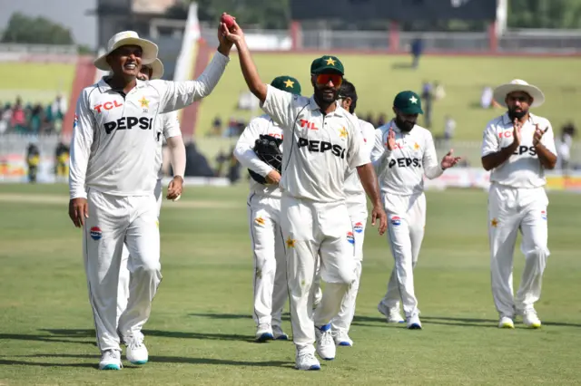 Pakistan celebrate