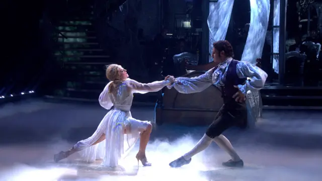 Sarah Hadland and Vito Coppola dance the Argentine tango