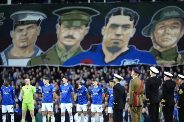 Everton hold up a tifo to mark Remembrance Sunday