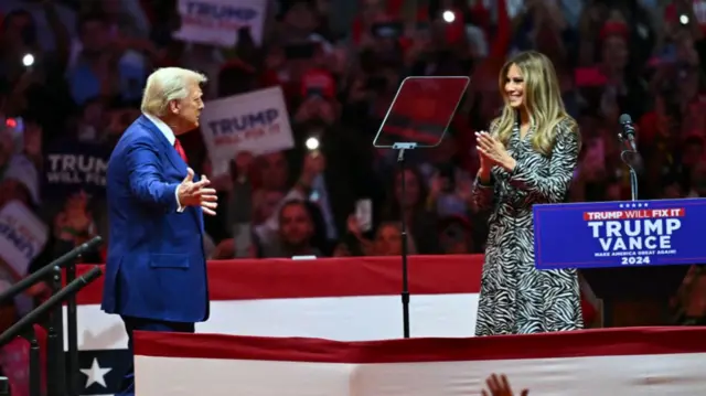 Melania Trump welcomes her husband, Donald Trump, to the stage in Madison Square Garden