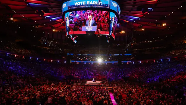 The crowd packed Madison Square Garden