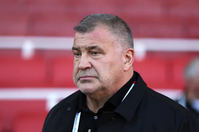 Shaun Wane, Head Coach of England looks on