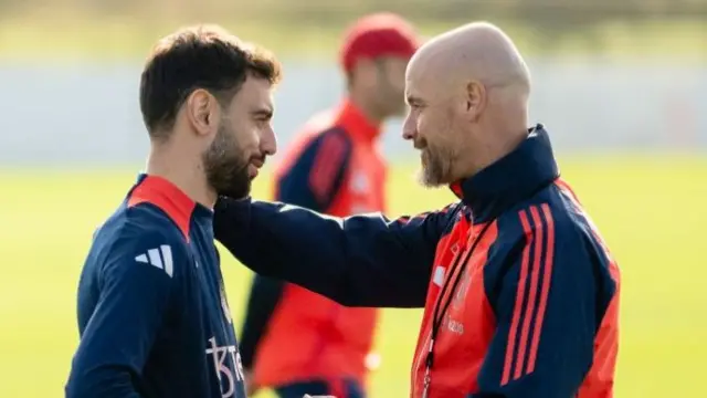 Bruno Fernandes and Erik ten Hag at Manchester United training