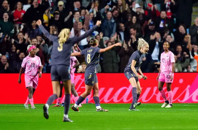 Leah Williamson celebrating for England