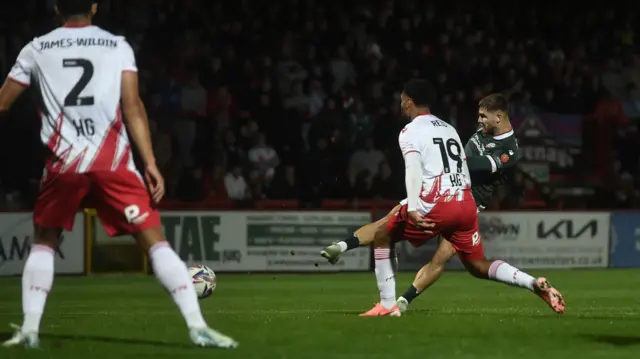 John McAtee makes it 2-0 to Bolton at Stevenage