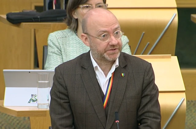 Pagtrick Harvie asks a question