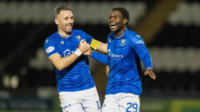 PAISLEY, SCOTLAND - OCTOBER 30: St Johnstone's Benjamin Kimpioka celebrates after scoring to make it 1-0 during a William Hill Premiership match between St Mirren and St Johnstone at the SMiSA Stadium, on October 30, 2024, in Paisley, Scotland. (Photo by Paul Byars / SNS Group)