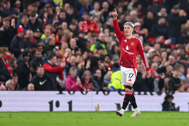 Alejandro Garnacho of Manchester United celebrates