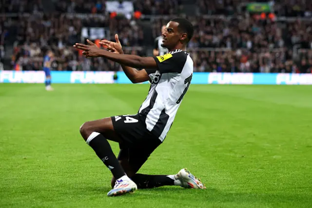 Alexander Isak of Newcastle United celebrates