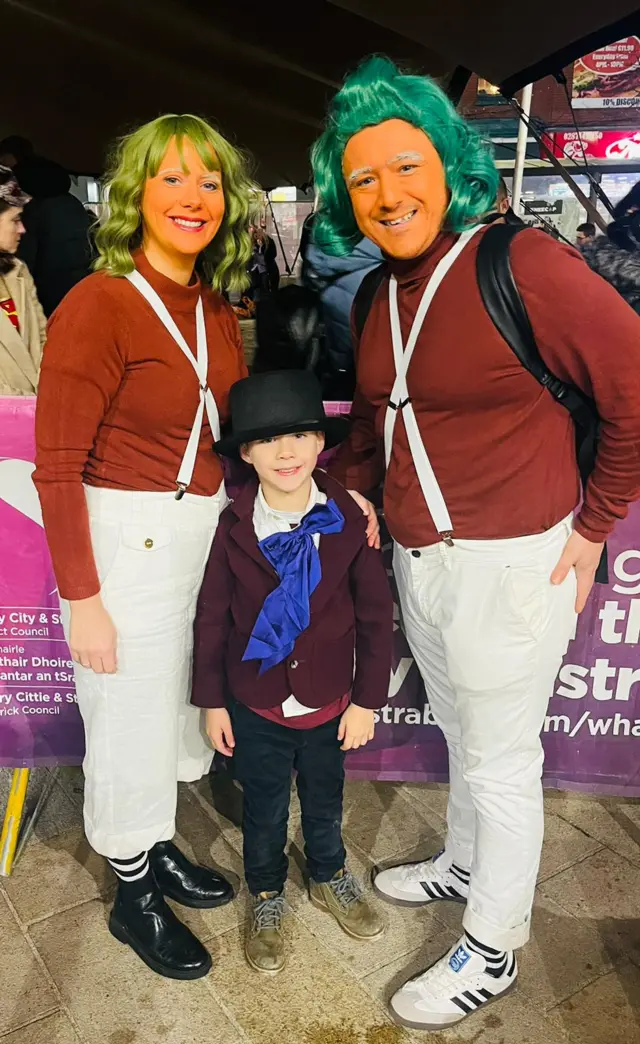 Charlotte and lennon in fancy dress at derry halloween