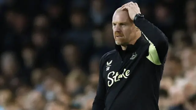 Sean Dyche reacts