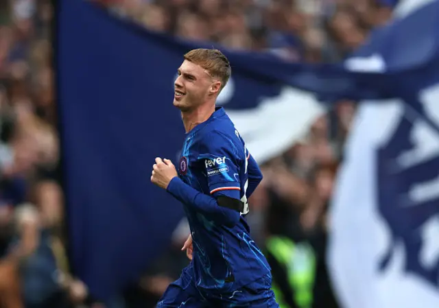 Cole Palmer of Chelsea celebrates