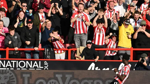 Jesurun Rak-Sakyi of Sheffield United celebrates scoring his second goal