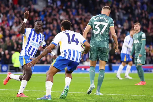 Yankuba Minteh of Brighton & Hove Albion celebrates