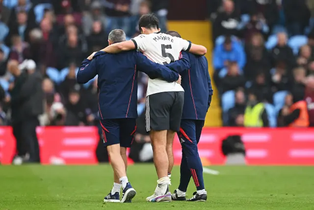 Harry Maguire of Manchester United leaves the pitch