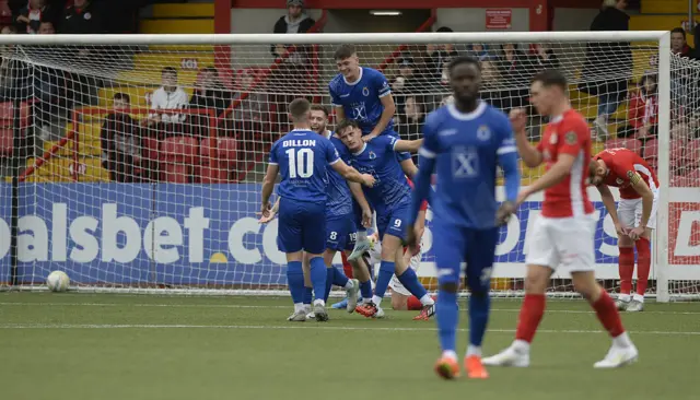 Dungannon celebrate