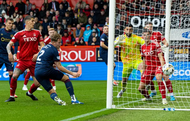 Hearts' Frankie Kent scores