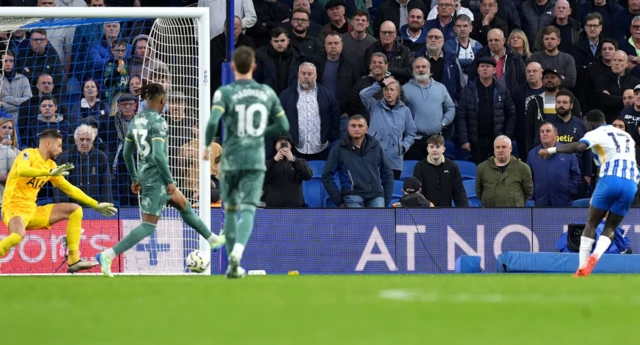 Yankuba Minteh (right) scores their side's first goal