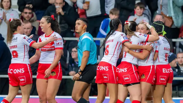 St Helens celebrate v York Valkyrie