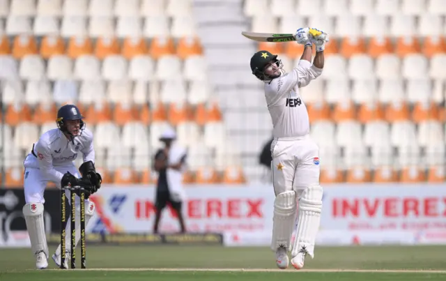 Naseem Shah hits Jack Leach for six