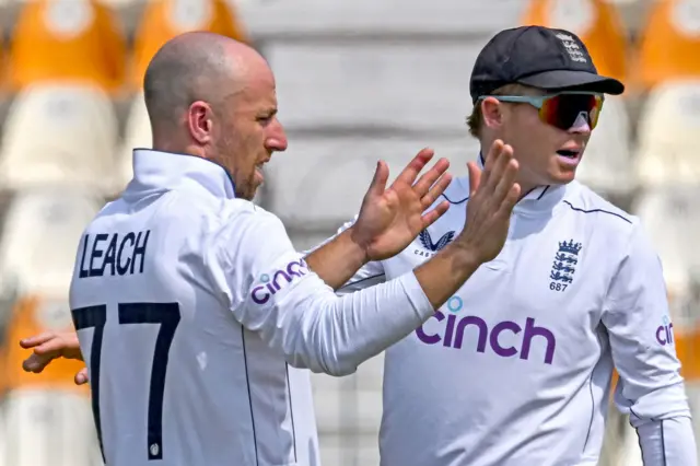 Jack Leach and Ollie Pope discuss tactics