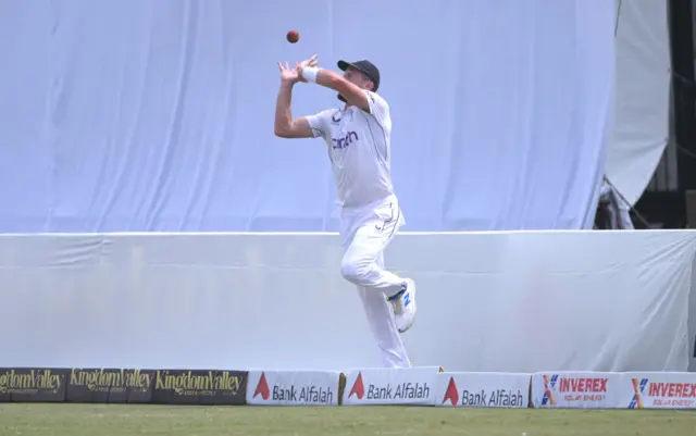 Chris Woakes attempts catch